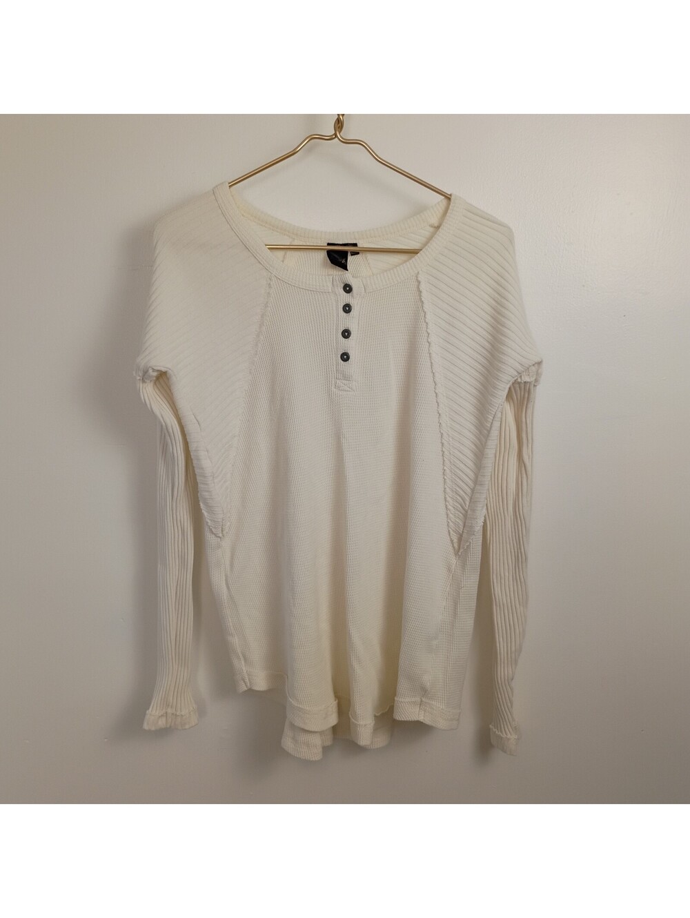 Mona B Thermal Henley Top Shirt Womens Size L Ivory Raglan Detailed Shoulder